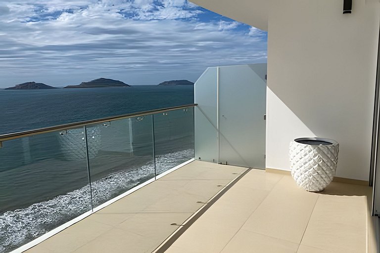 Frente al Mar Sunset View